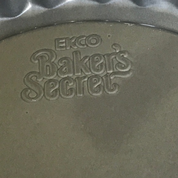 Kitchen Ekco Bakers Secret Pie Tartquiche Pan Poshmark